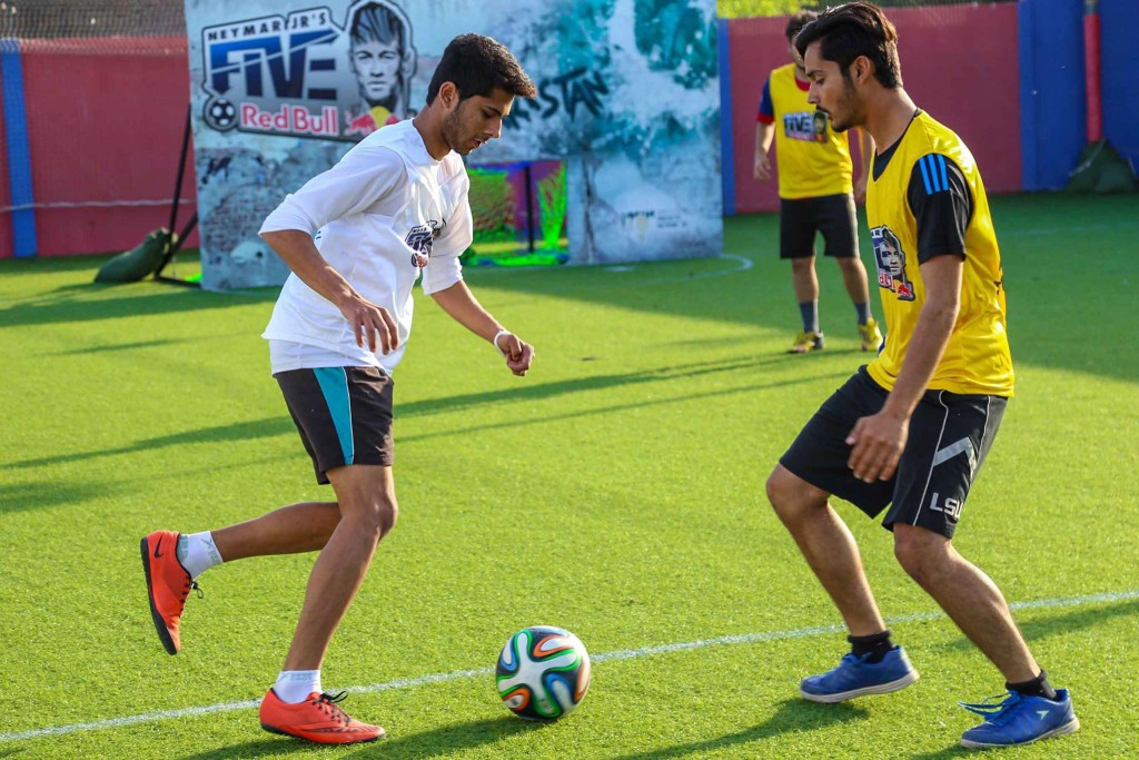 Neymar Jr's Five 2016 Lahore Leg