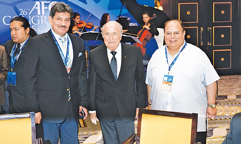 Faisal Saleh Hayat, Sepp Blatter, Sardar Naveed Haider Khan at AFC Congress May 2015
