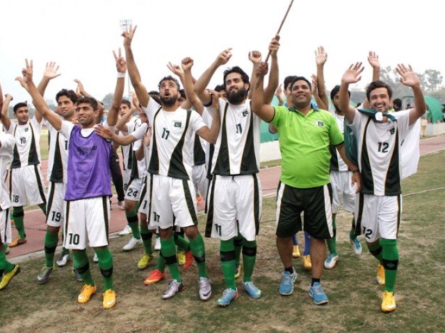 Football in crisis: SSGC, KRL surviving courtesy friendlies [Express Tribune]