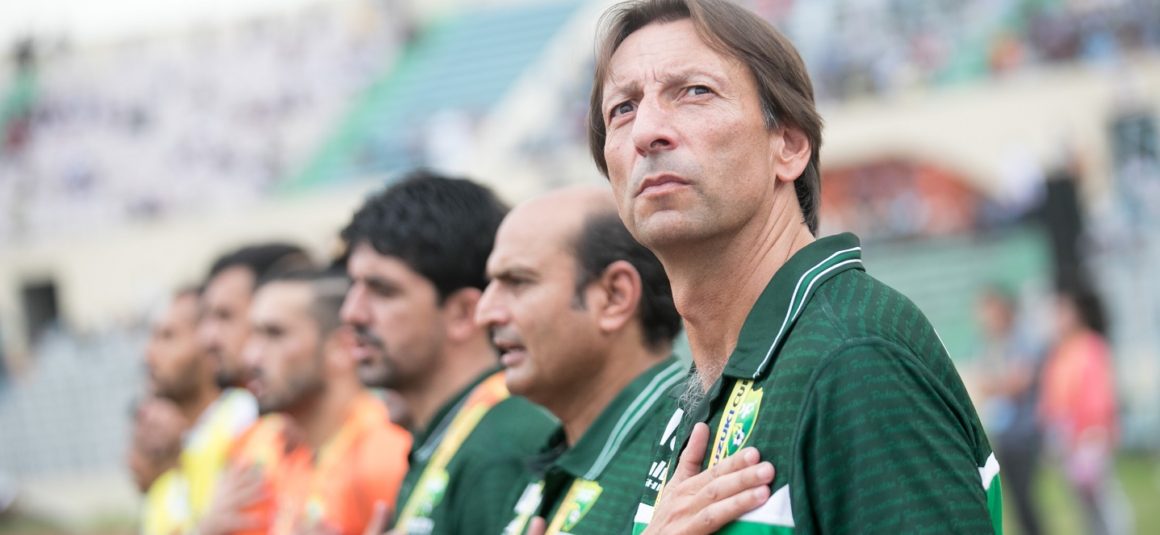 Former coach Nogueira laments state of football in Pakistan [The News]