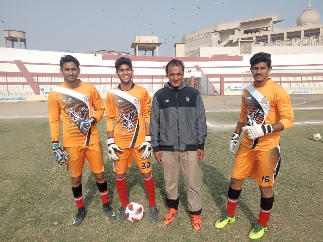 Goalkeepers’ grooming must for future of Pak football: Aslam [The News]